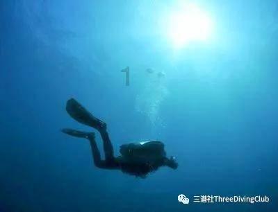 热水器水管漏水是怎么回事？游戏画面